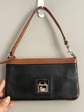 Dooney & Bourke Black Leather Wristlet / Clutch Purse